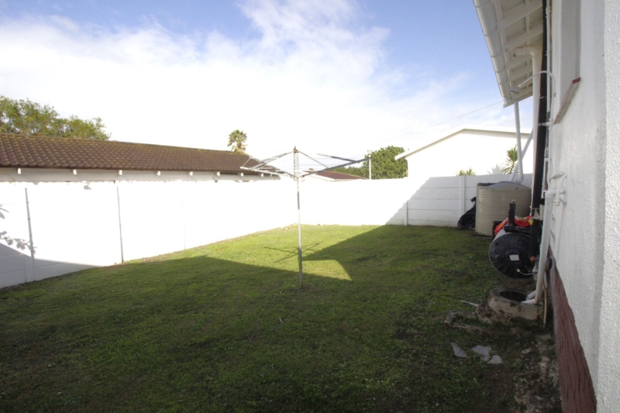 2 Bedroom Property for Sale in Aston Bay Eastern Cape